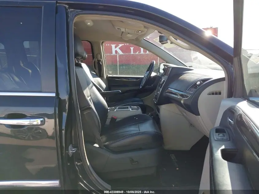 2012 CHRYSLER TOWN & COUNTRY TOURING-L