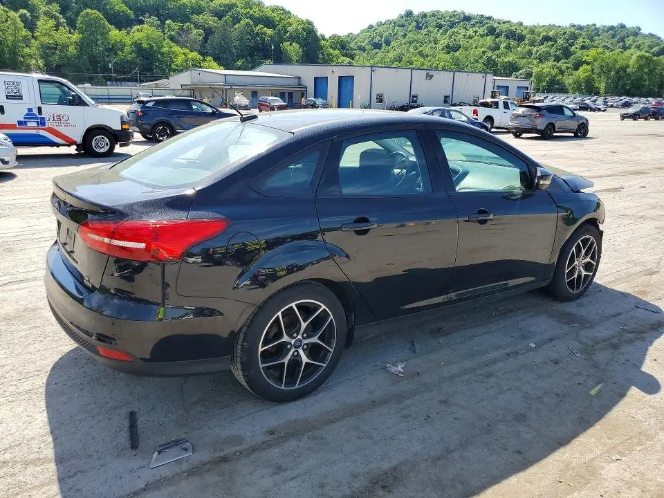 2018 FORD FOCUS SE  