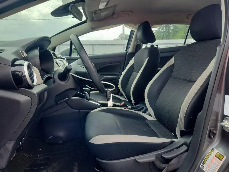 2020 NISSAN VERSA SV  