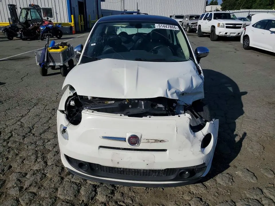 2018 FIAT 500 LOUNGE  