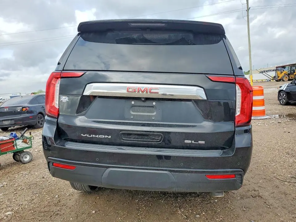 2022 GMC YUKON SLE  