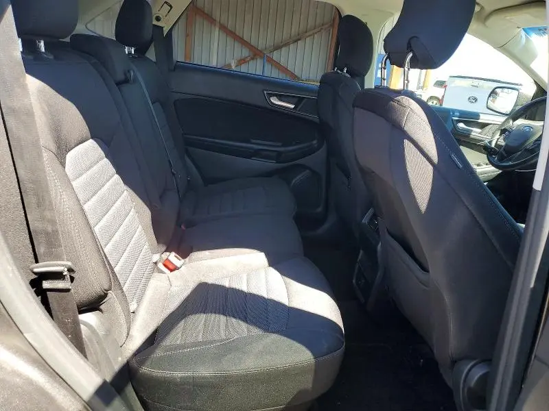 2016 FORD EDGE SE  