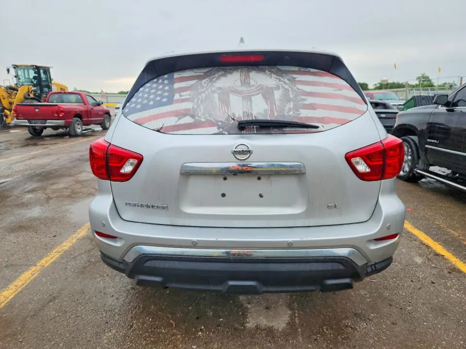2019 NISSAN PATHFINDER SL  