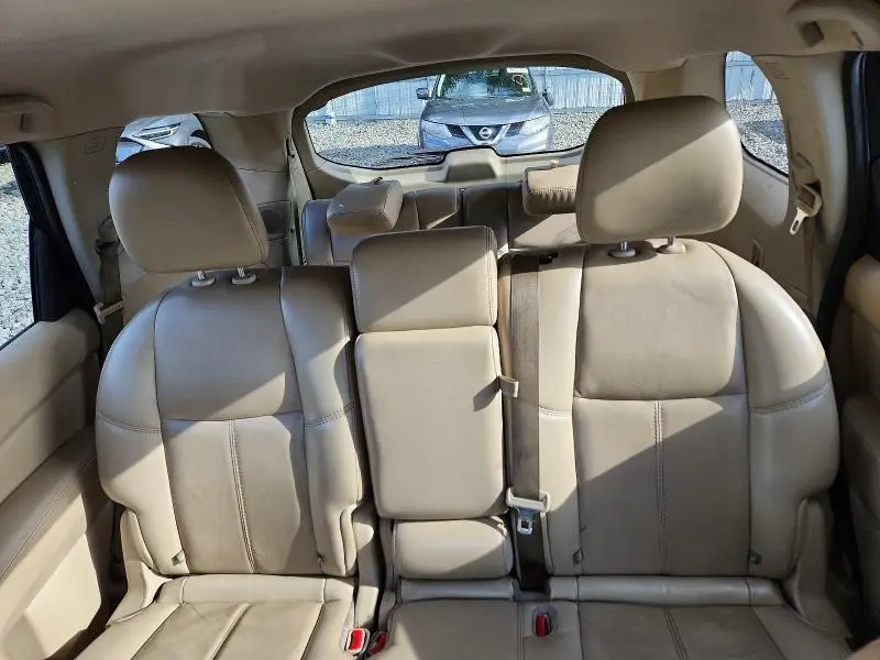 2015 NISSAN PATHFINDER SL  