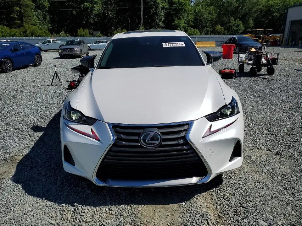 2017 LEXUS IS 300  