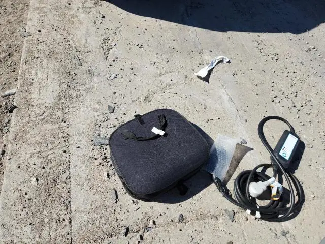 2024 NISSAN LEAF SV PLUS  