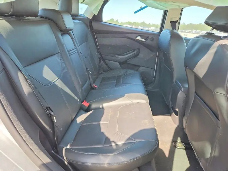 2015 FORD FOCUS TITANIUM  