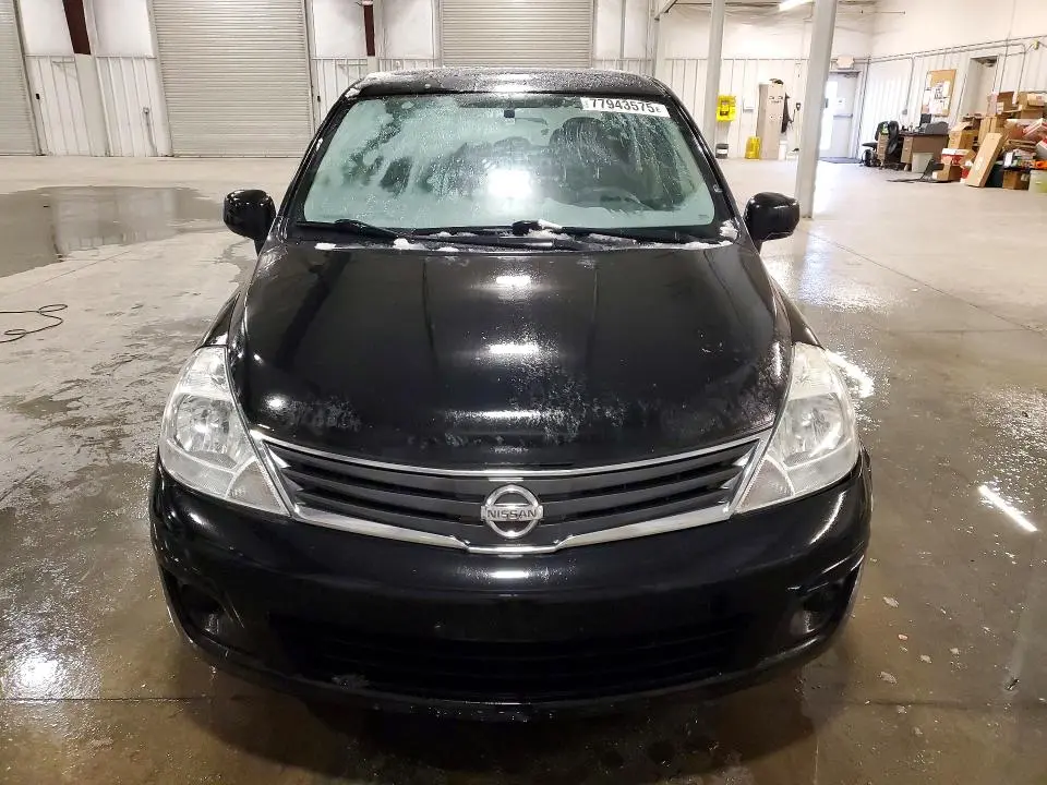 2010 NISSAN VERSA   