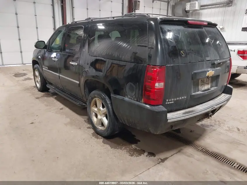 2011 CHEVROLET SUBURBAN 1500 LTZ