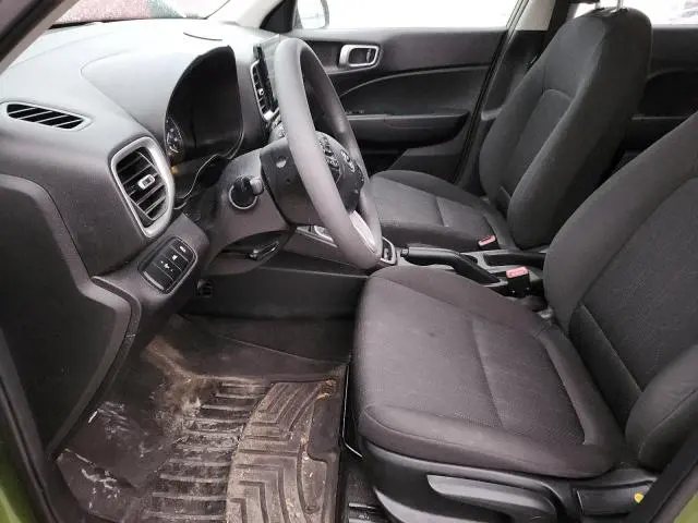 2022 HYUNDAI VENUE SE  