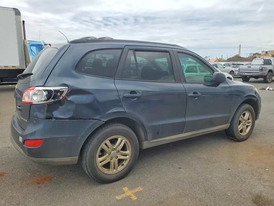 2011 HYUNDAI SANTA FE GLS  