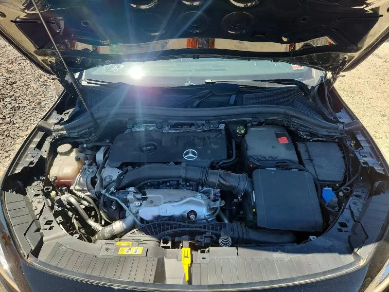 2021 MERCEDES-BENZ GLA 250 4MATIC  