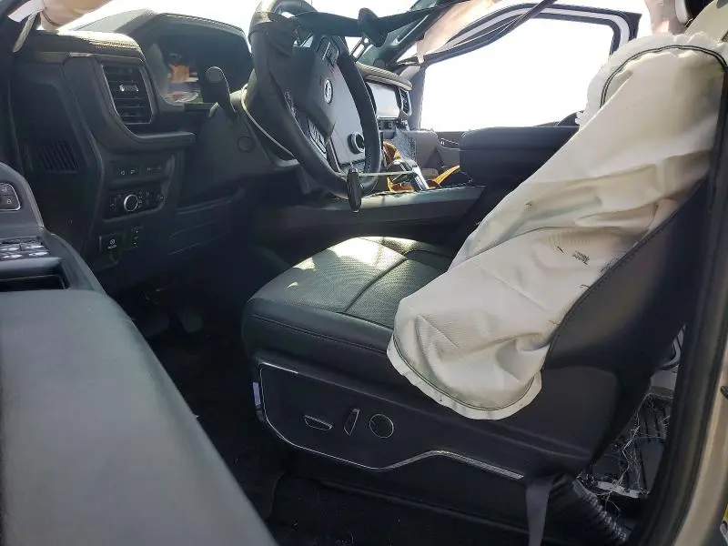 2023 FORD F150 LIGHTNING PRO  