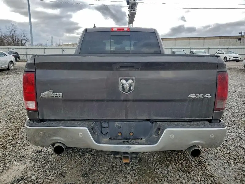 2019 RAM 1500 CLASSIC SLT  