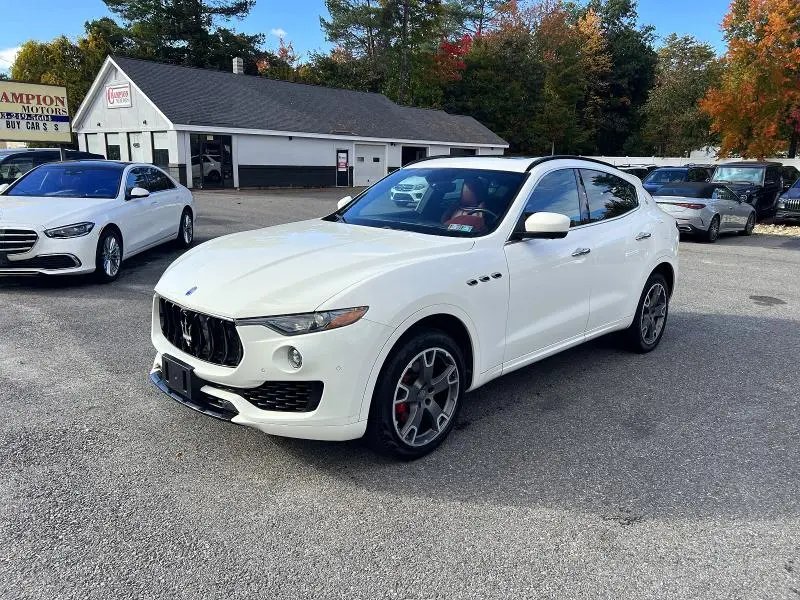 2017 MASERATI LEVANTE SPORT  