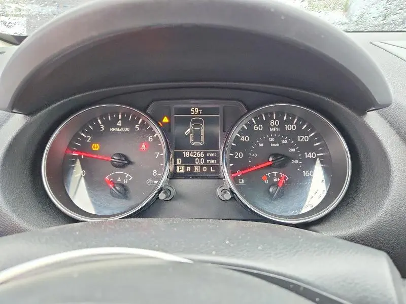 2012 NISSAN ROGUE S  