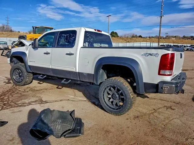 2011 GMC SIERRA K2500 SLE  
