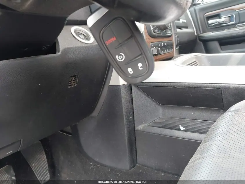 2018 RAM 1500 LARAMIE  4X4 5'7 BOX