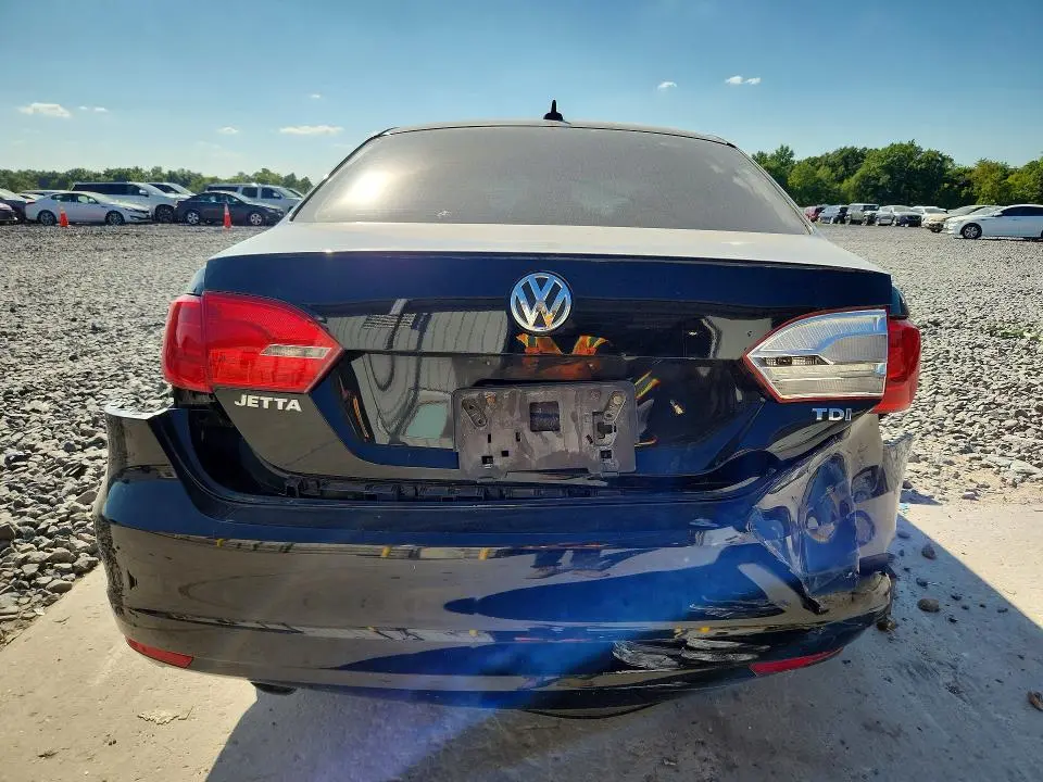 2011 VOLKSWAGEN JETTA TDI  