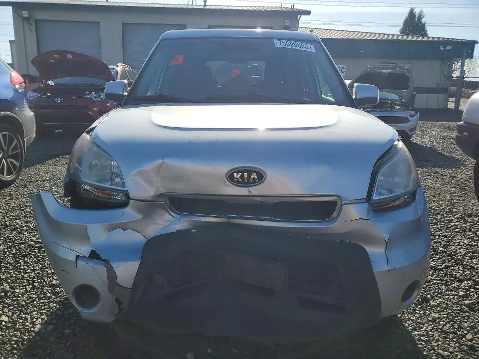 2010 KIA SOUL +  