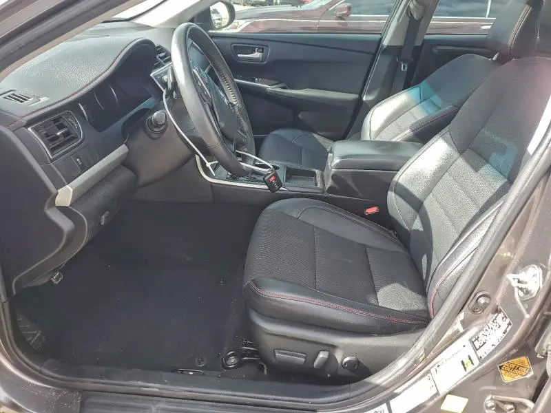 2017 TOYOTA CAMRY LE  