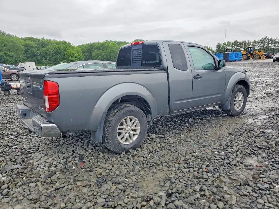 2017 NISSAN FRONTIER SV V6  
