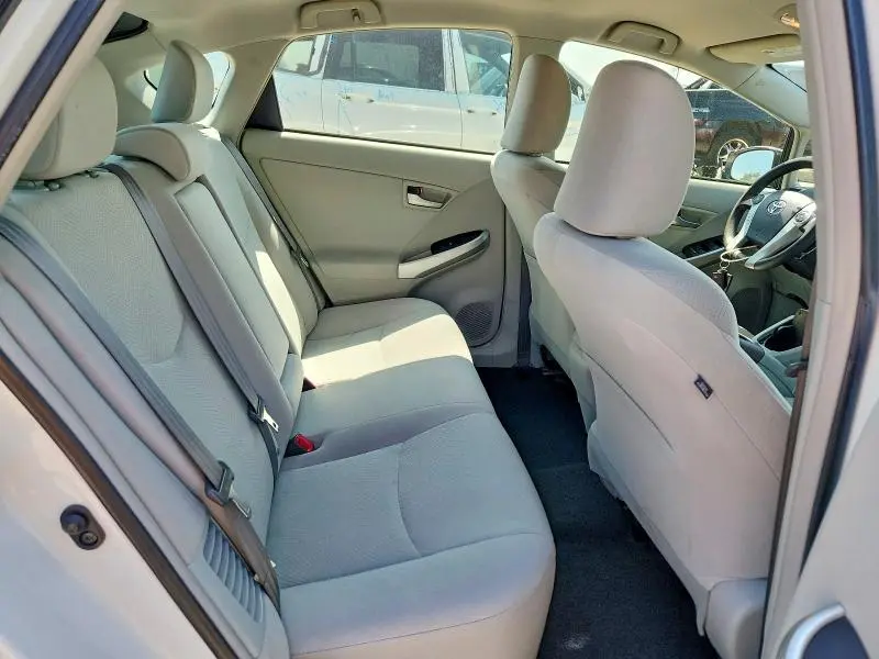 2014 TOYOTA PRIUS TWO  