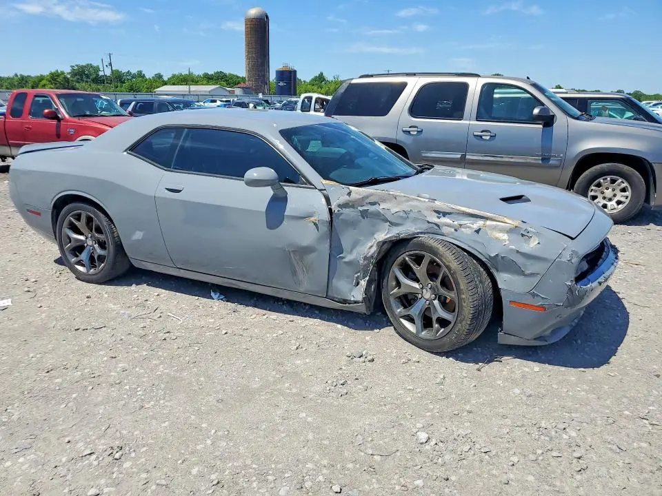 2015 DODGE CHALLENGER SXT  