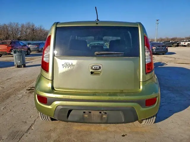 2013 KIA SOUL +  