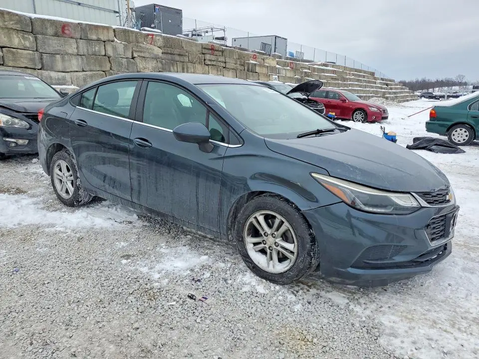 2018 CHEVROLET CRUZE LT  