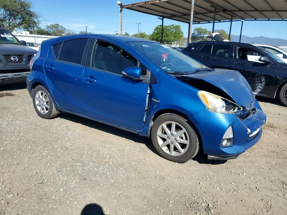 2013 TOYOTA PRIUS C FOUR  