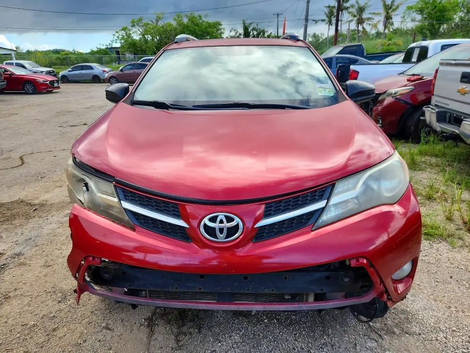 2014 TOYOTA RAV4 LE  