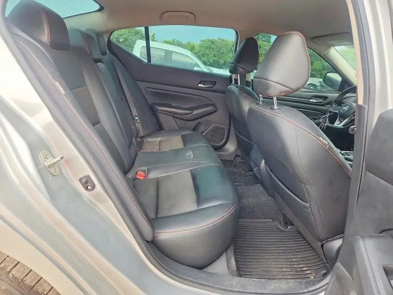 2020 NISSAN ALTIMA SR  