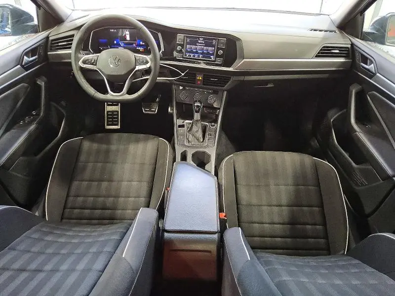 2024 VOLKSWAGEN JETTA SPORT  