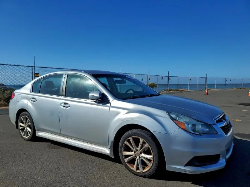 2013 SUBARU LEGACY 2.5I PREMIUM  