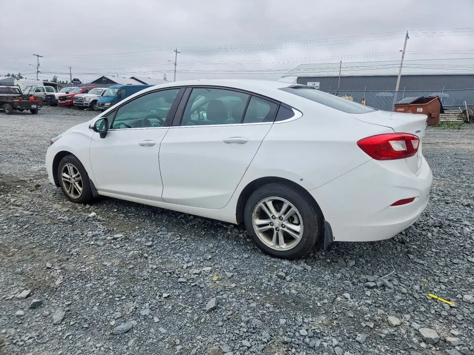 2016 CHEVROLET CRUZE LT  