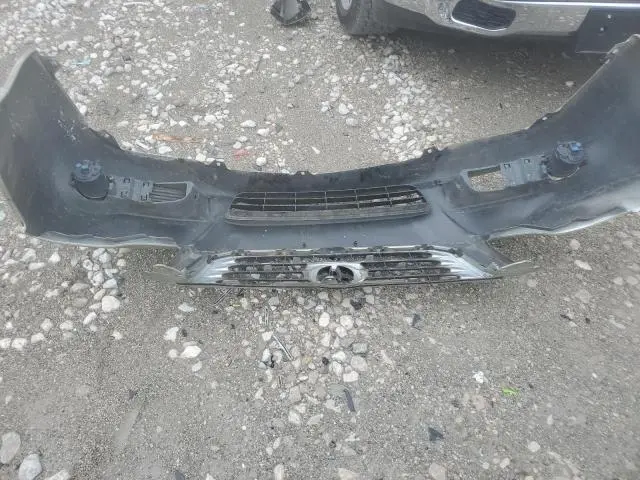 2010 TOYOTA AVALON XL  