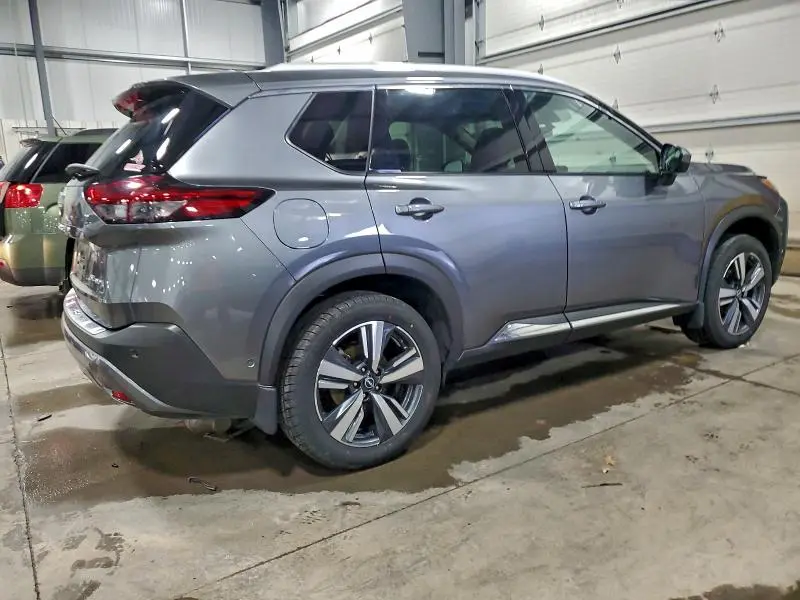 2022 NISSAN ROGUE SL  