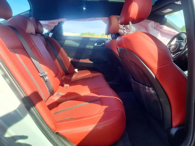 2021 KIA K5 GT LINE  