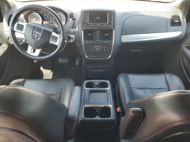 2011 DODGE GRAND CARAVAN R/T  