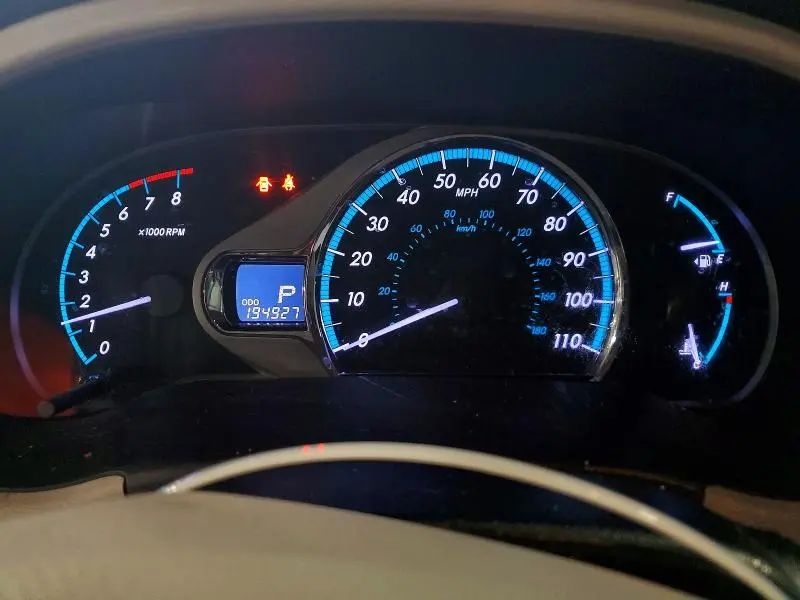 2011 TOYOTA SIENNA LIMITED 7-PASSENGER  