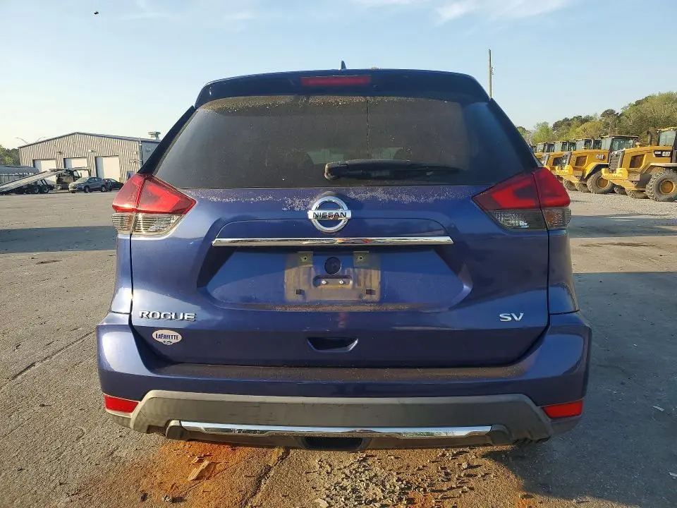 2018 NISSAN ROGUE SV  
