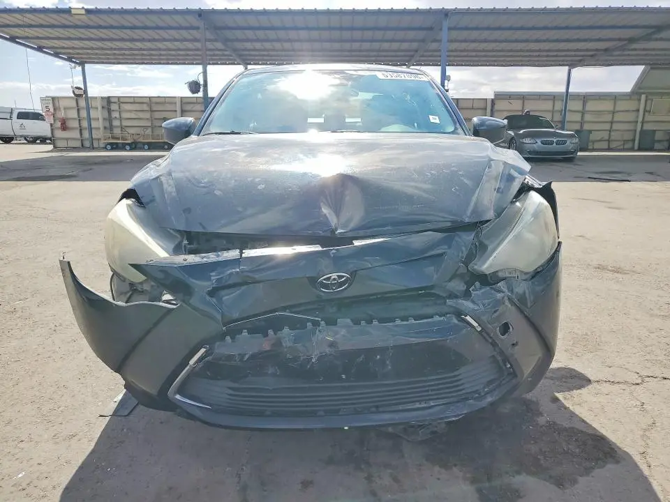 2017 TOYOTA YARIS IA BASE  