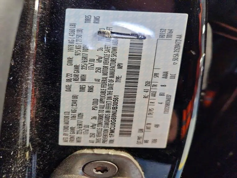 2022 FORD ESCAPE SE  