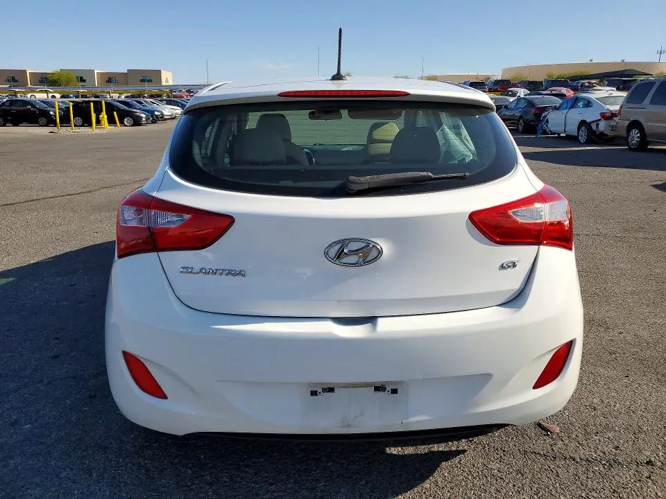 2017 HYUNDAI ELANTRA GT BASE  