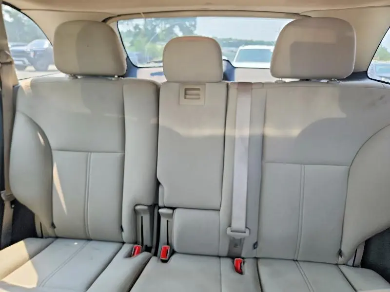 2011 FORD EDGE SE  
