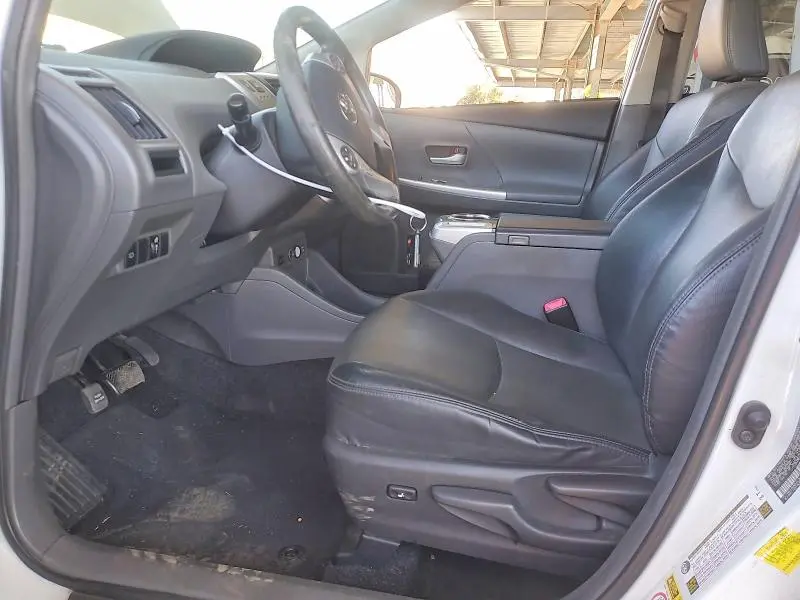 2012 TOYOTA PRIUS V FIVE  