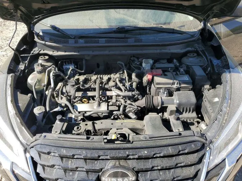 2022 NISSAN KICKS S  