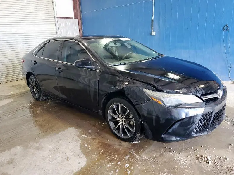 2015 TOYOTA CAMRY XSE  