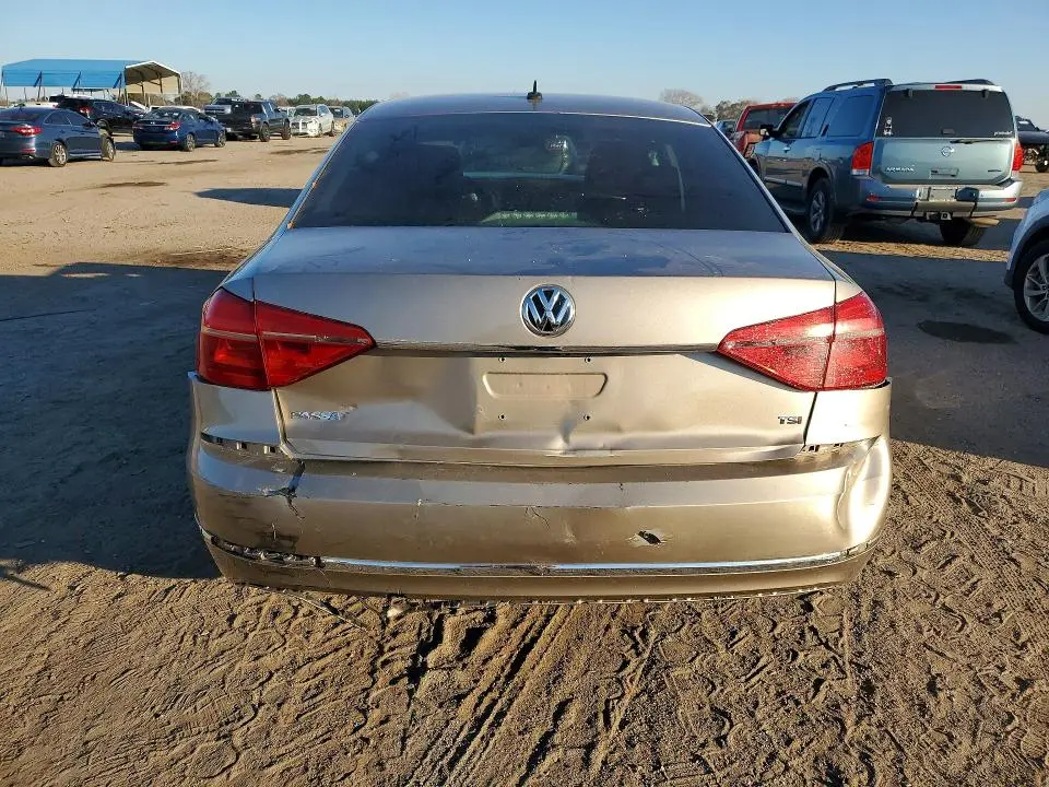 2016 VOLKSWAGEN PASSAT S  